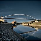 Neusser Spiegelbrücke