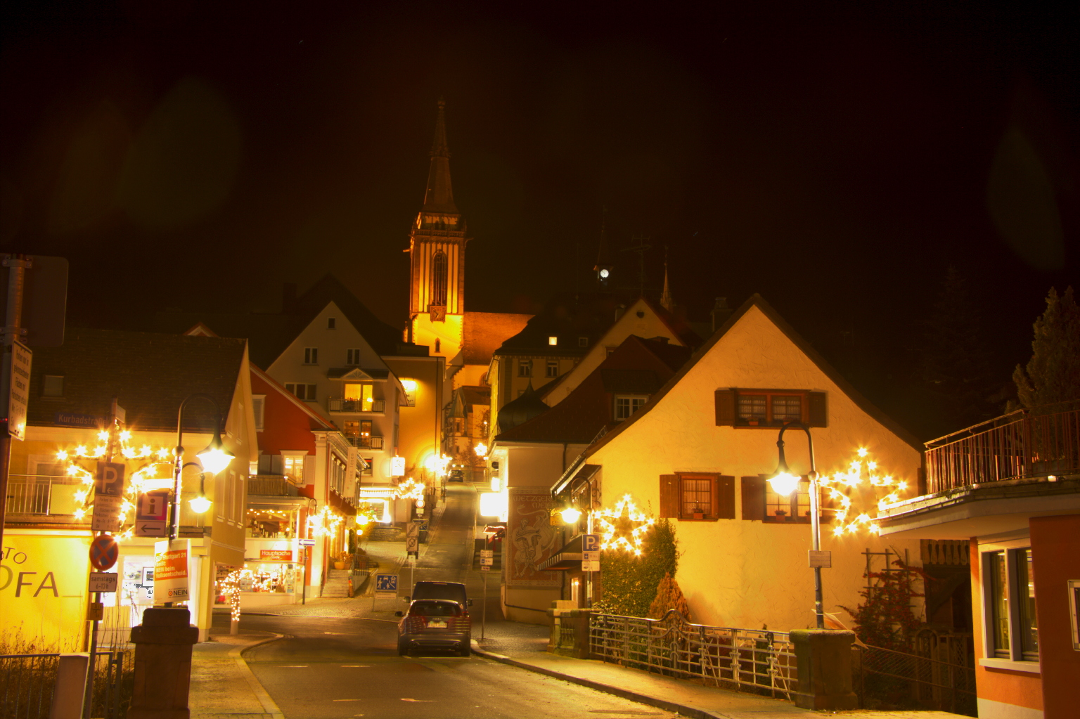 Neustadt bei Nacht