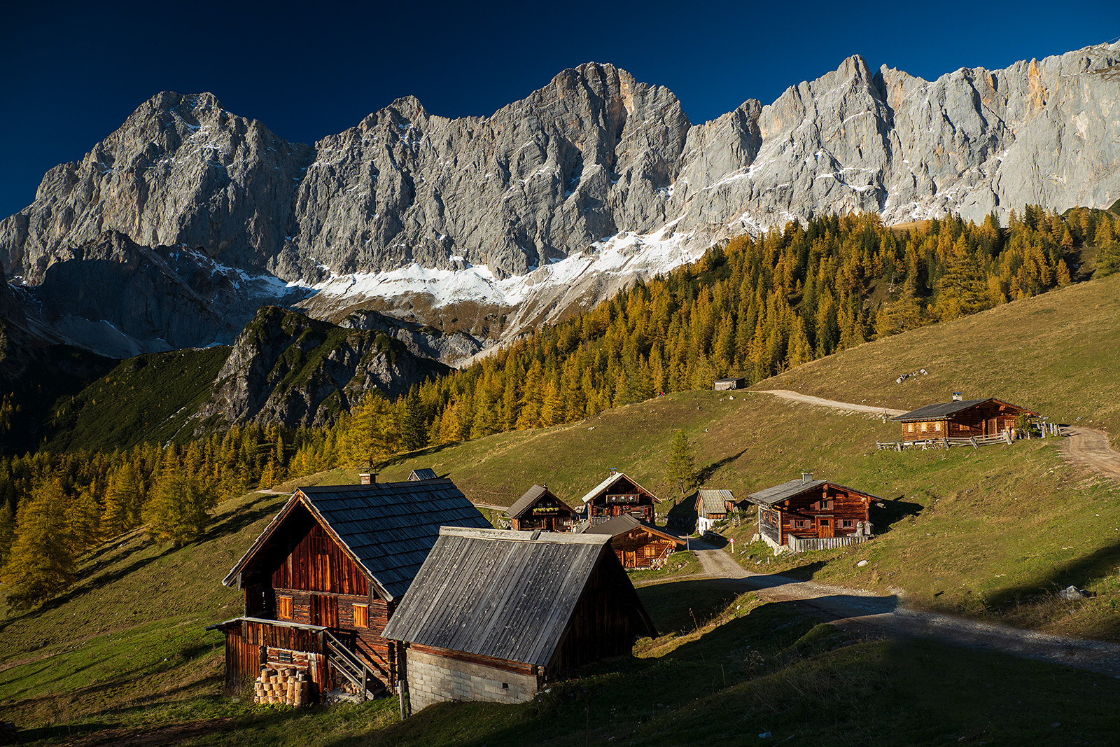 Neustattalm im Herbst