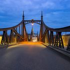 Neutorbrücke Ulm zur Blauen Stunde