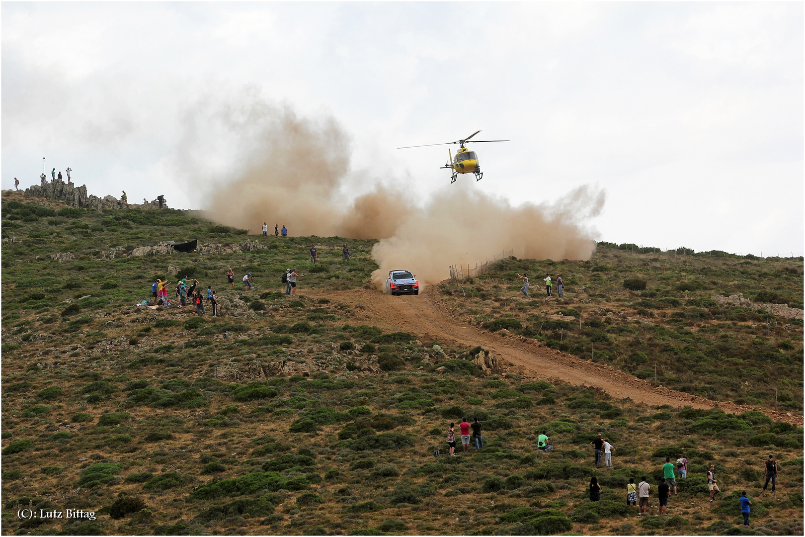 Neuville mit Flugbegleitung