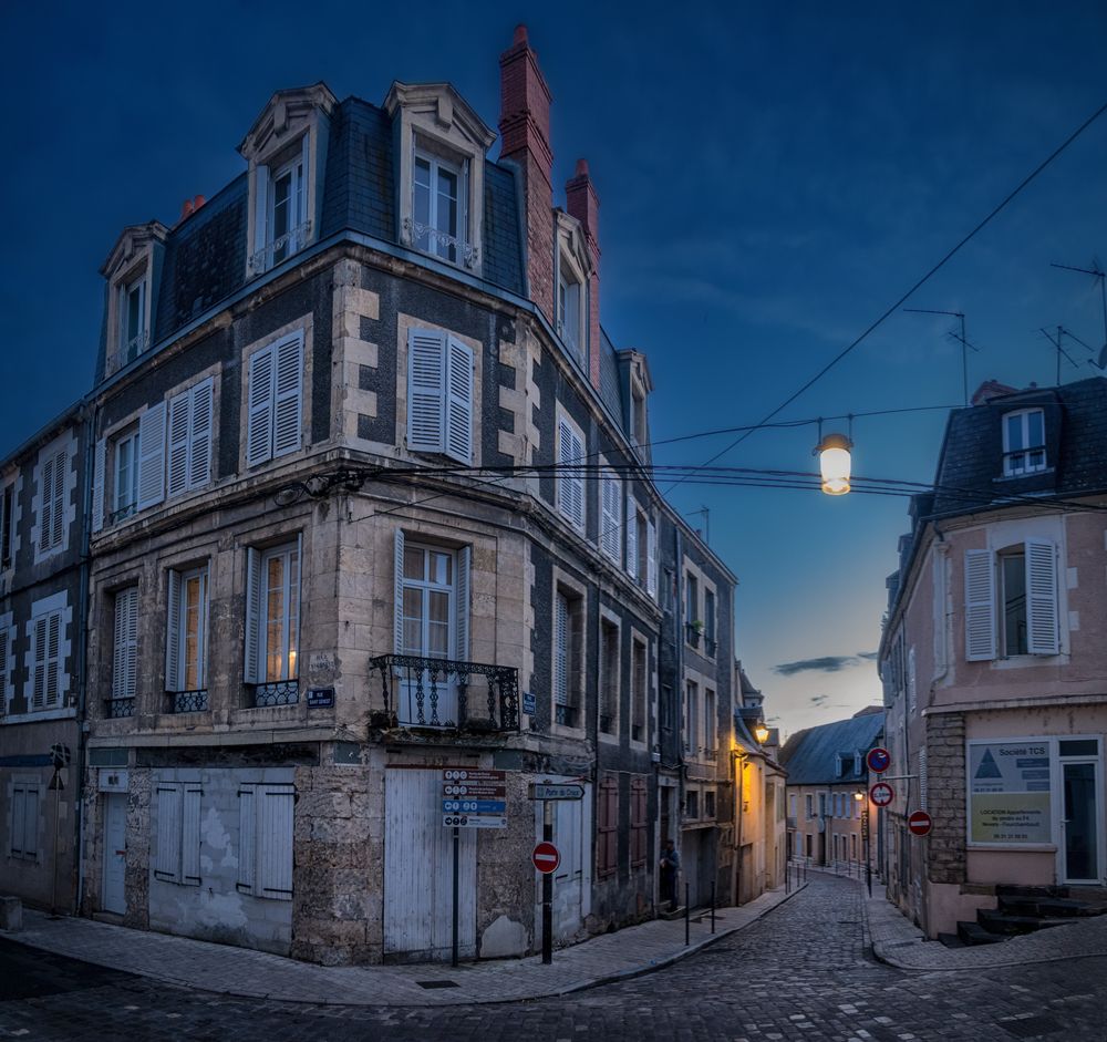 Nevers Blick in die Stadt an der Loire Foto & Bild architektur, europe, france Bilder auf Nevers Blick in die Stadt an der Loire Foto & Bild architektur, europe, france Bilder auf