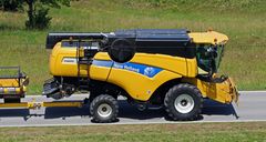 NEW HOLLAND  cx8050