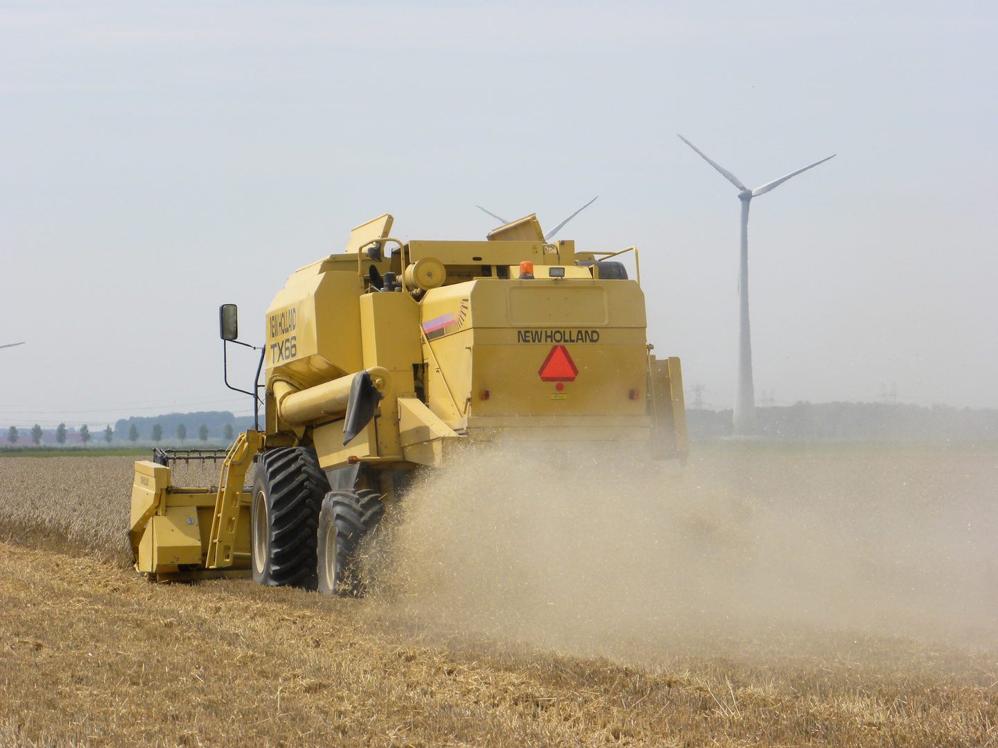 New Holland TX66