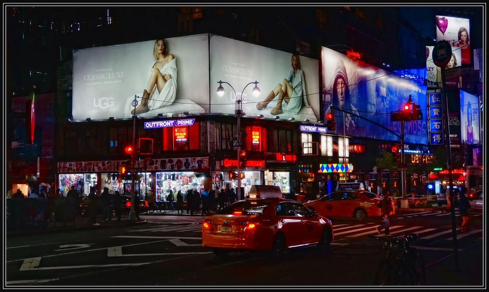 New York 2015 - Broadway at night