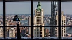 NEW YORK - Ausblick auf den EAST RIVER
