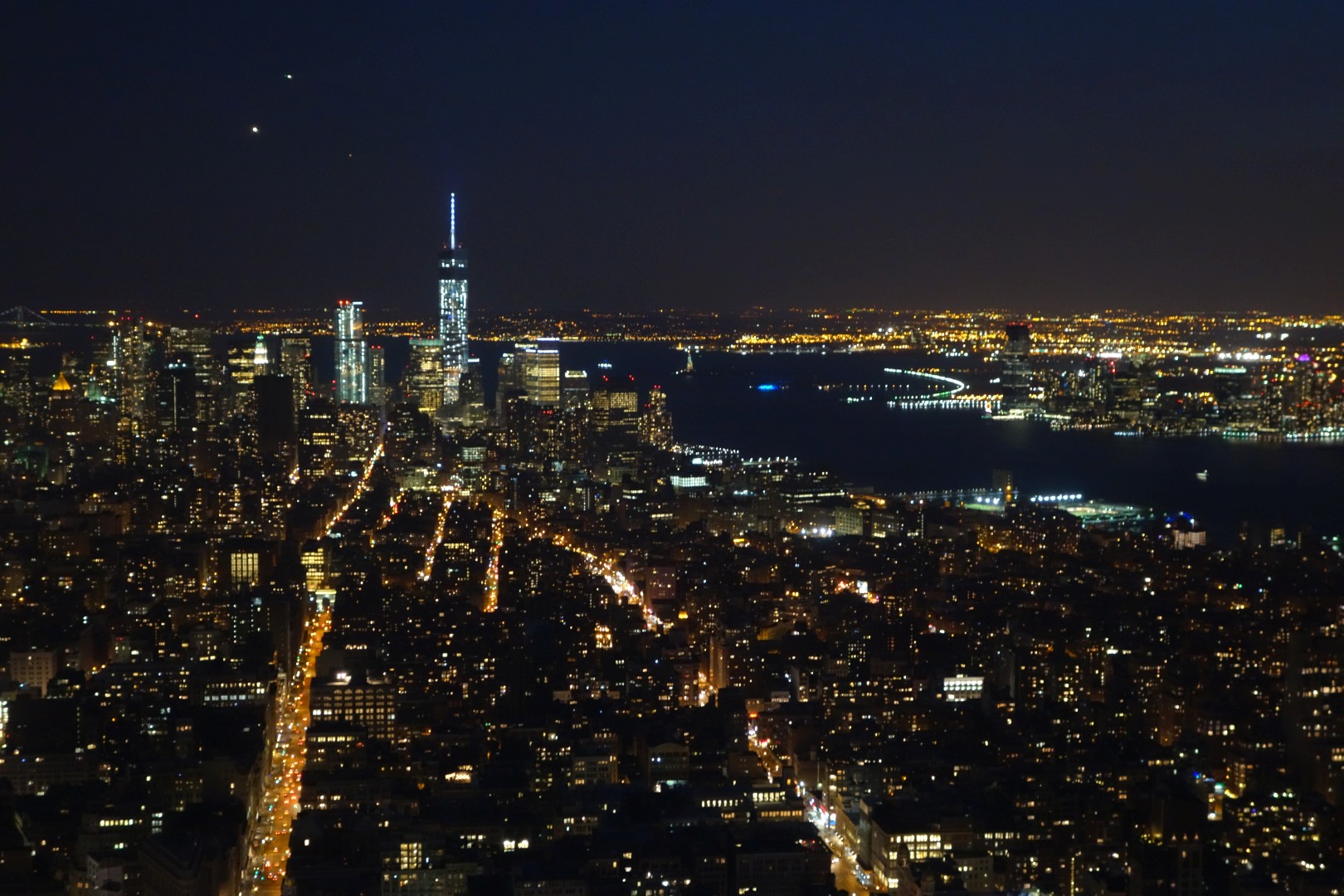 New York bei Nacht vom Empire State Building