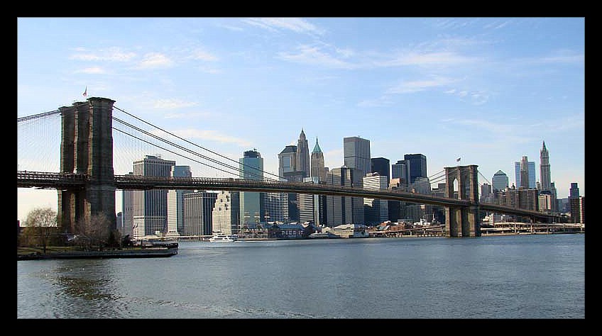 New York - Brooklyn Bridge + Skyline Manhattan