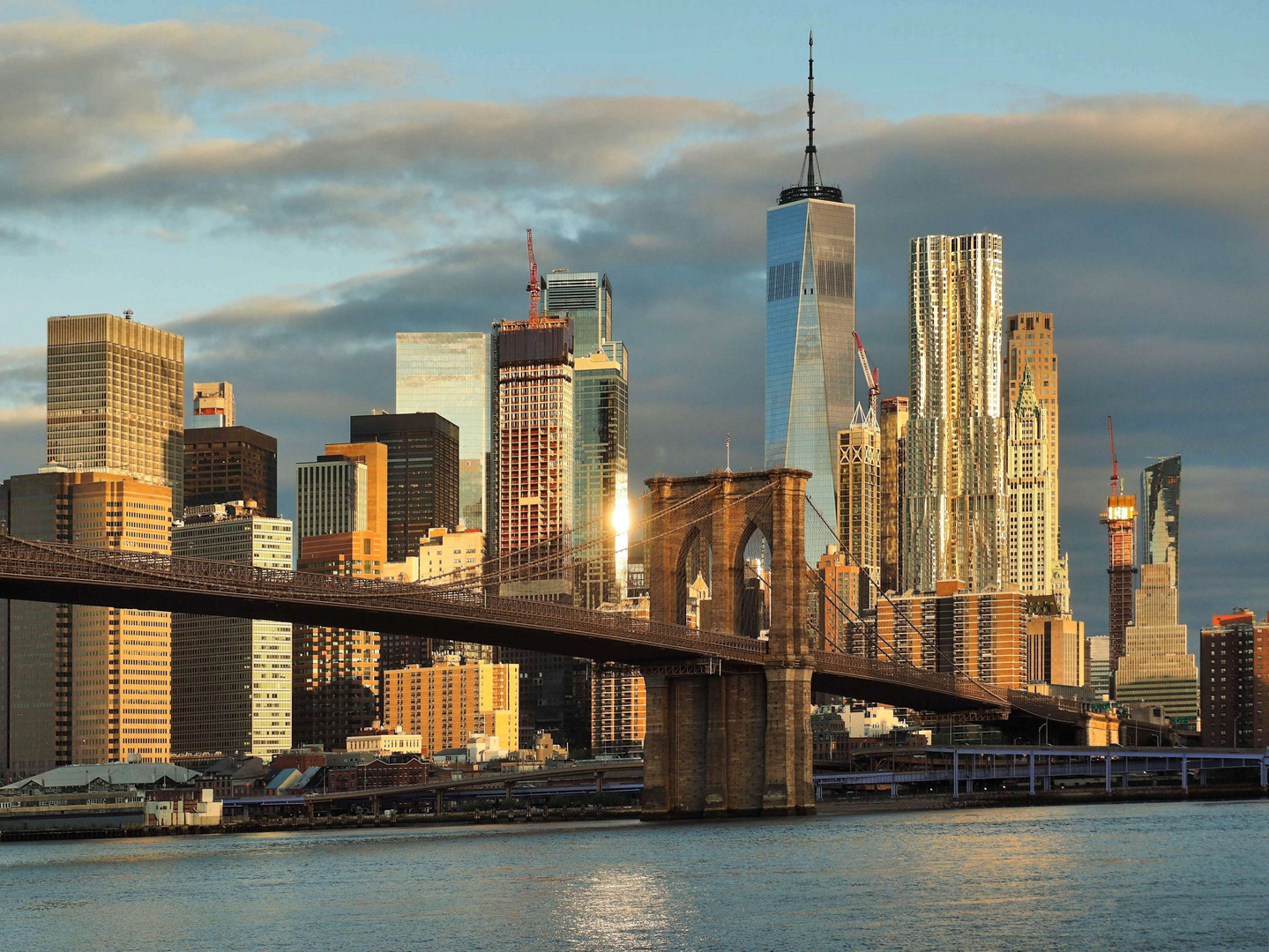 New York - Brooklyn Bridge und Manhattan