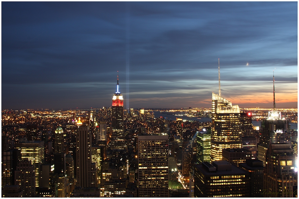 *-*-*-* NEW YORK BY NIGHT *-*-*-*