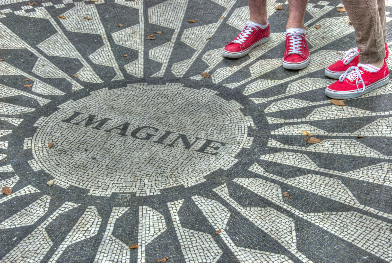 New York - Central Park - 11 - Strawberry Fields