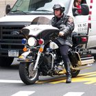 New York Cop auf Harley Davidson