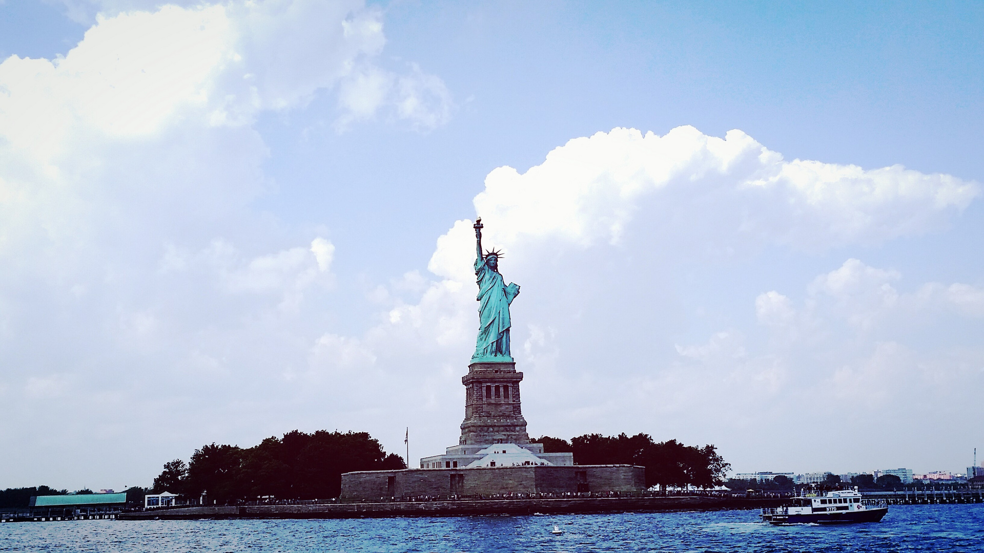 New York, Freiheitsstatue 09.09.2015