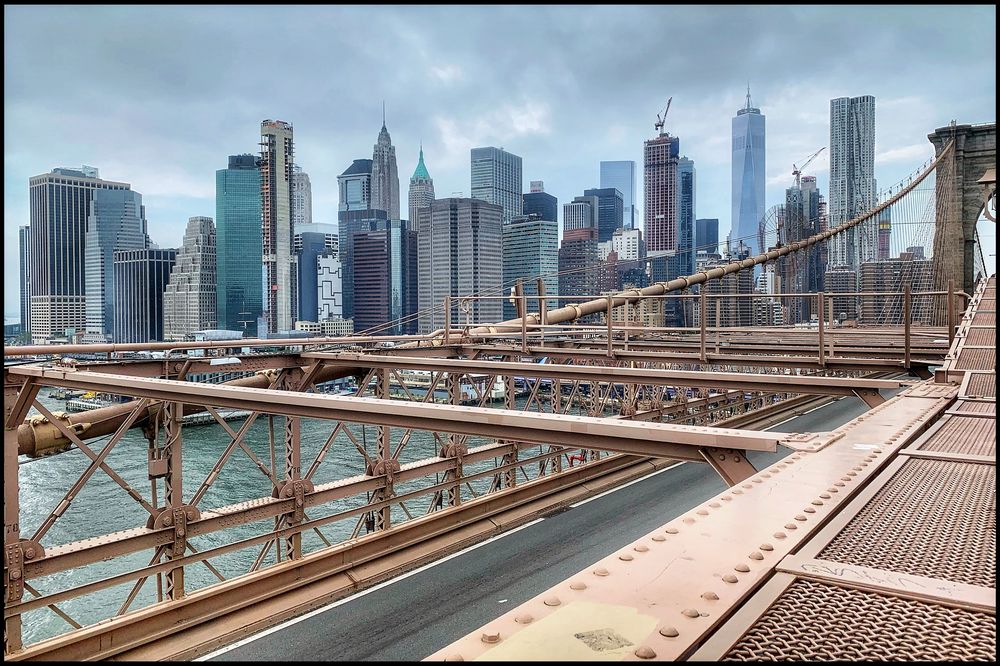 New York von der Brooklyn Bridge 