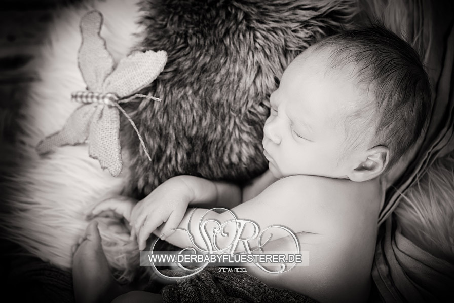 Newborn Leo, 12 Tage | (Babyfotograf Reutlingen)