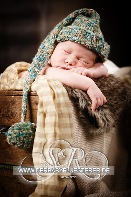 Newborn Noah, 11 Tage | (Babyfotograf Ulm)