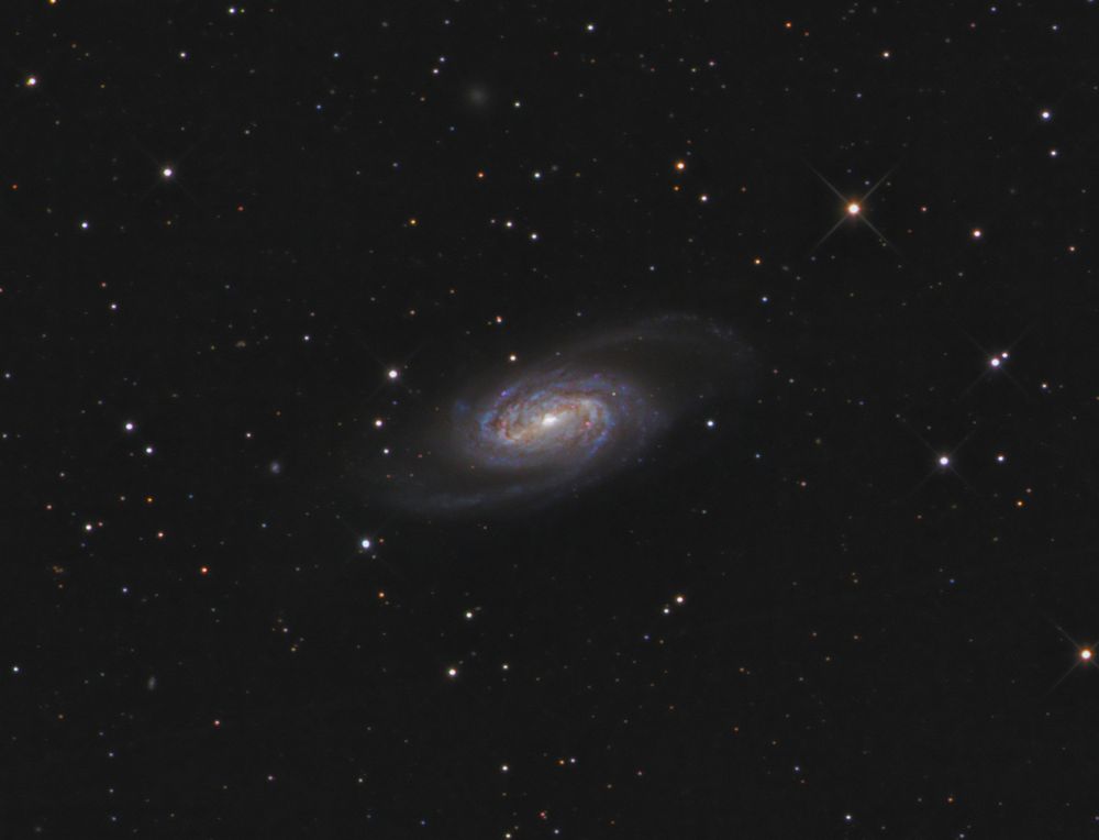 NGC 2903 - Eine Balkenspirale im Löwen