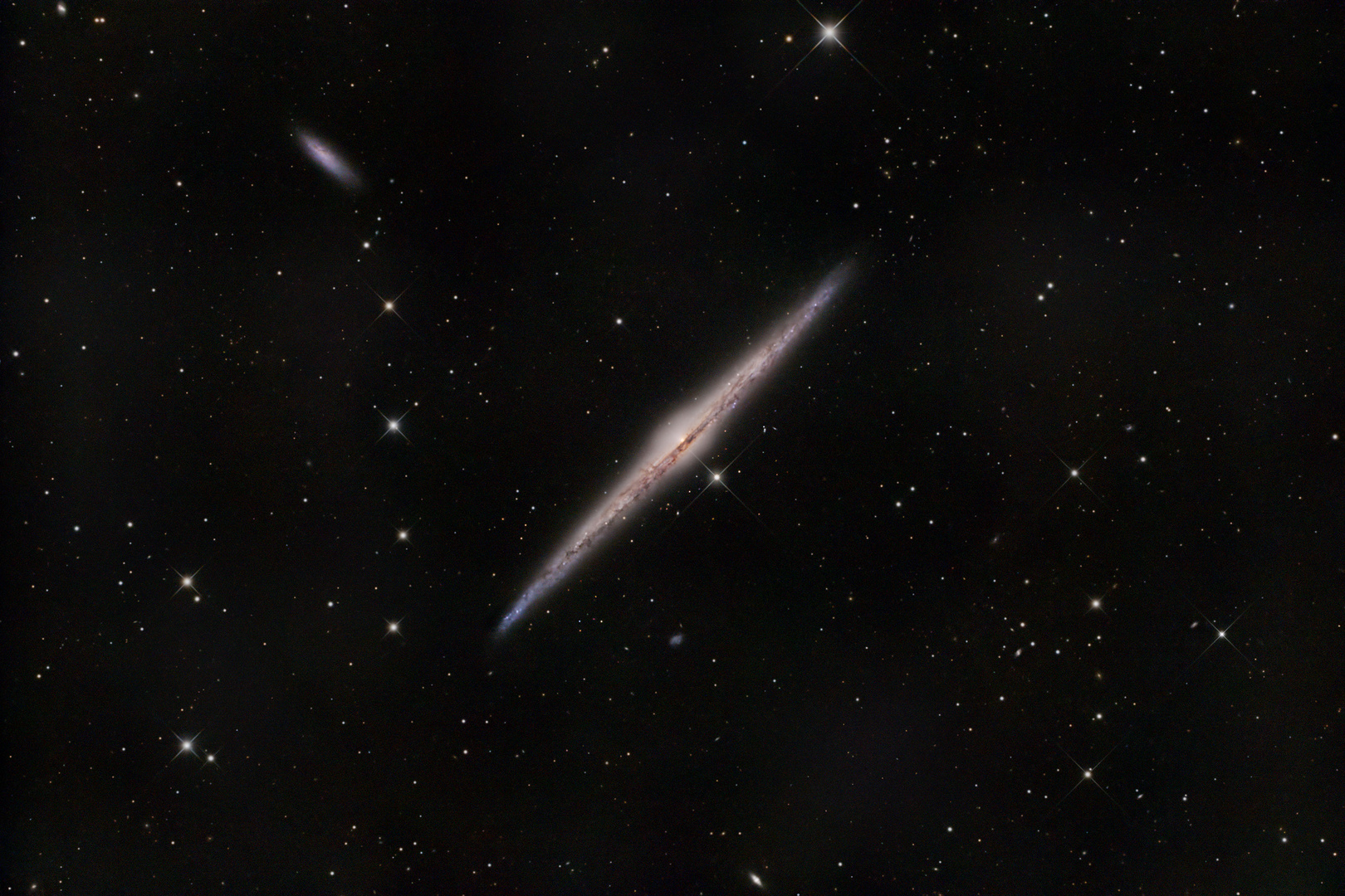 NGC4565_Galaxie in Seitenlage