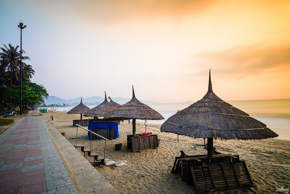 Nha Trang beach in early morning
