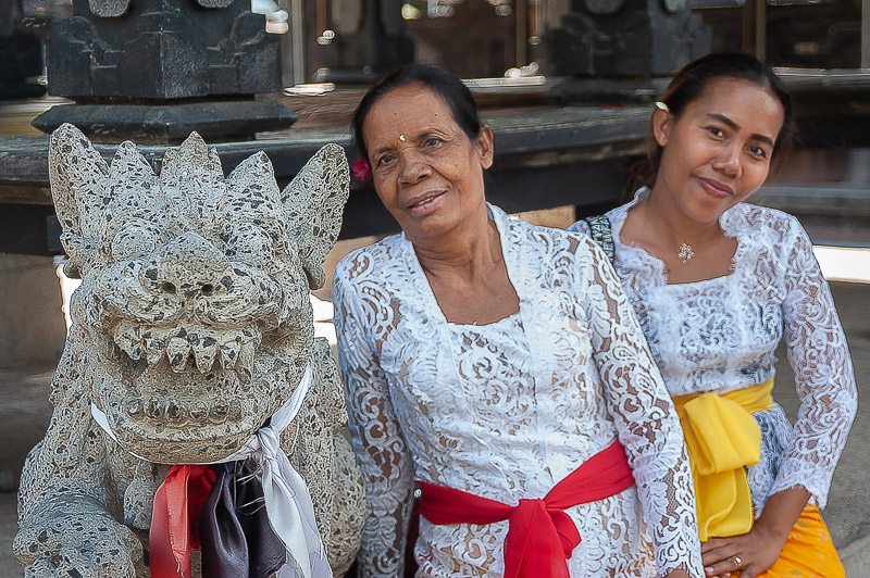 Ni Kadet Mayang Sari and her mother Ni Ketut Mukra