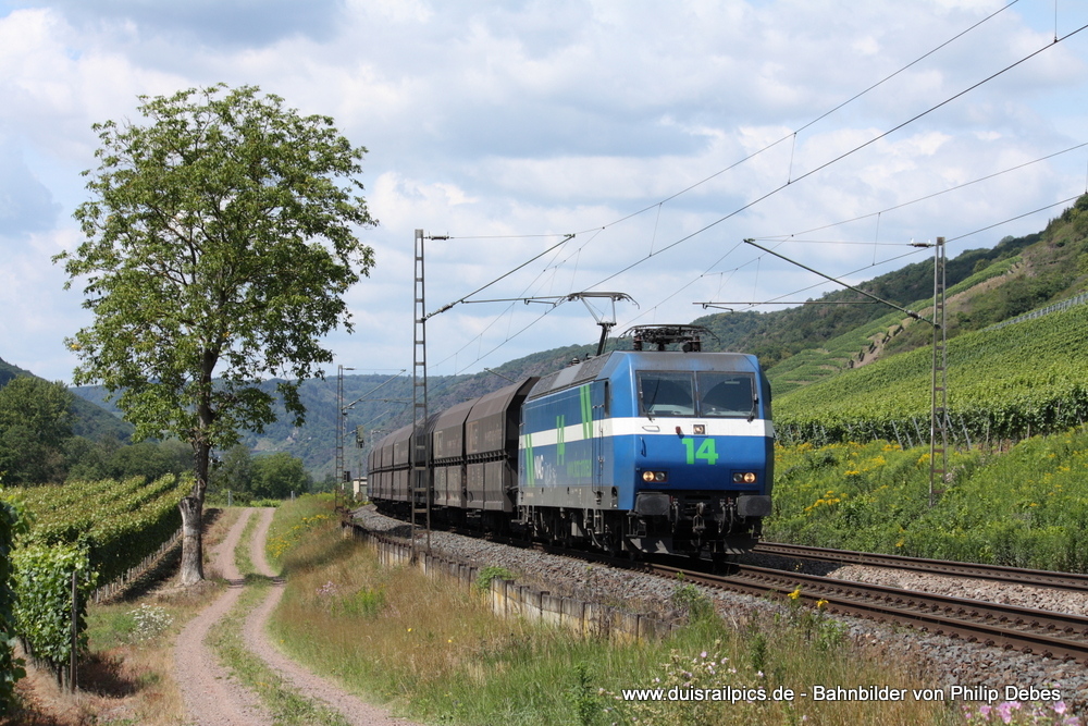 NIAG 14 mit einem Güterzug in Pommern (Mosel)