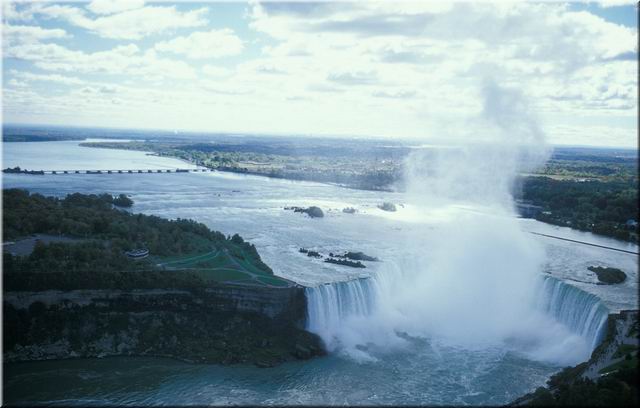 Niagara Falls 01