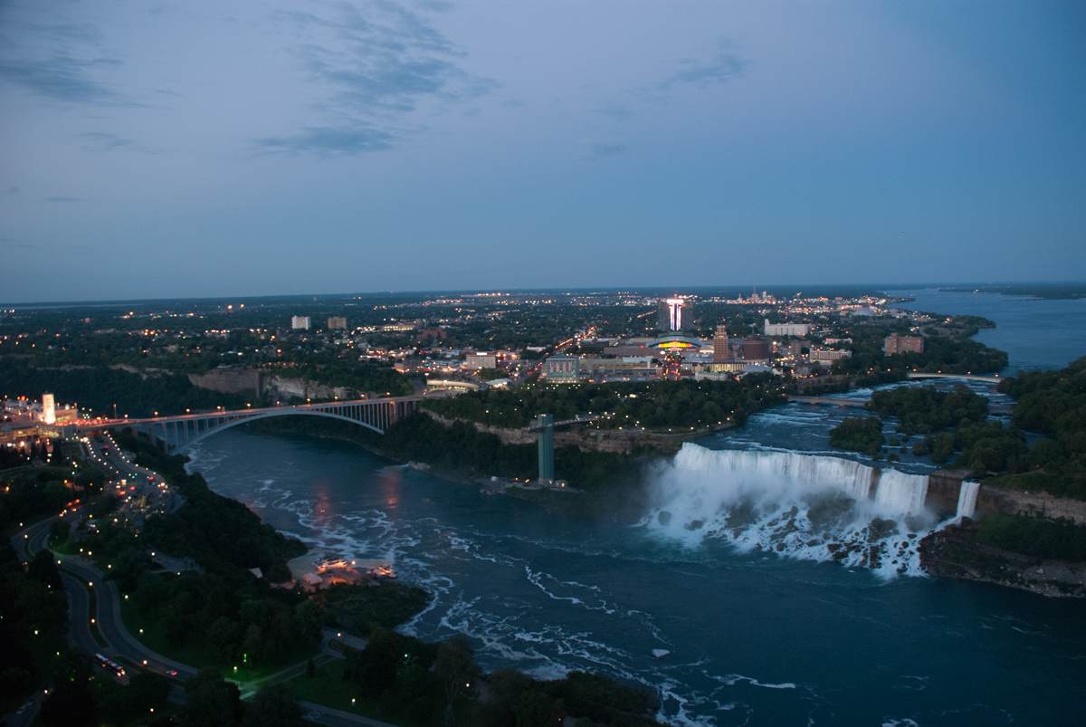 Niagara Falls by Night