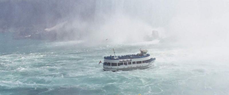 Niagara Falls (CA) "Maid of the Mist"