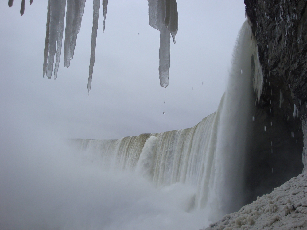 Niagara Falls im Dezember