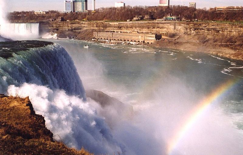 Niagara Falls im März