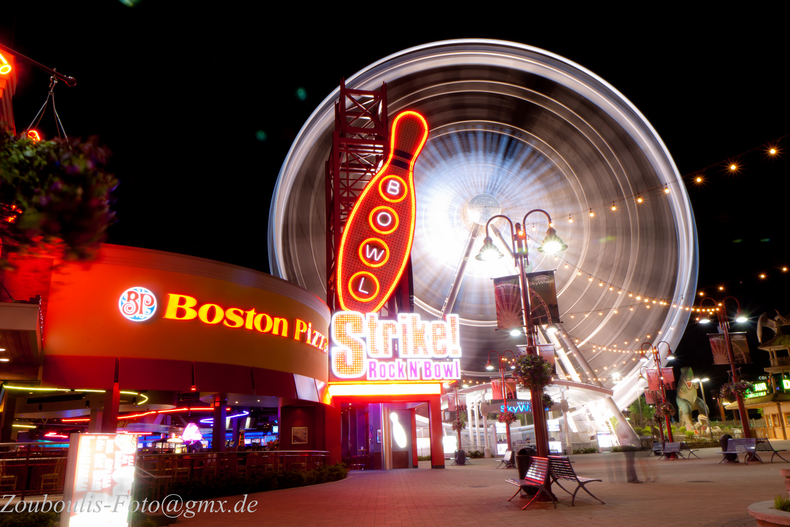 Niagara Falls Light Circle