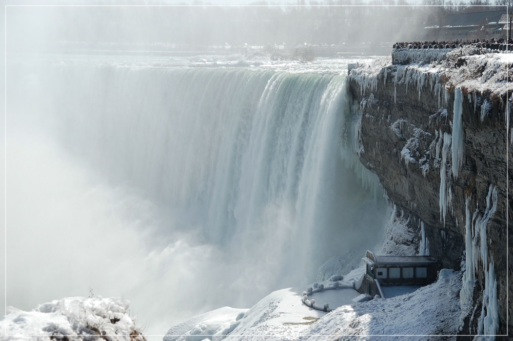 Niagara-Falls_Canada-2