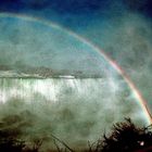 Niagara unterm Regenbogen