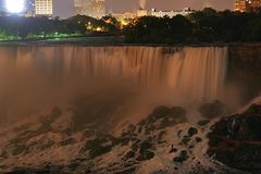 Niagra Falls bei Nacht - Ansicht 2