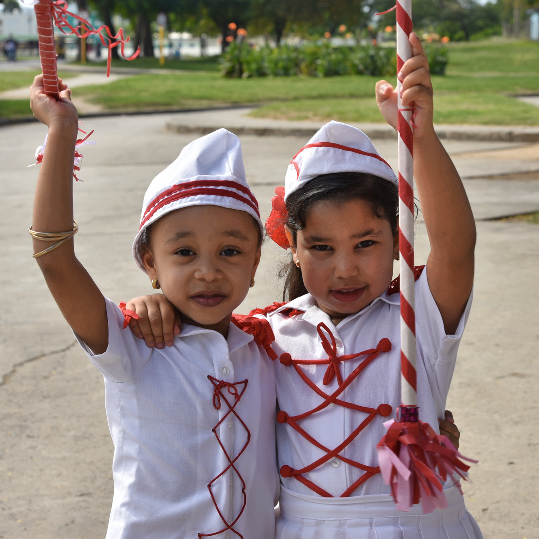 niñas del círculo - Kindergartenkinder 07