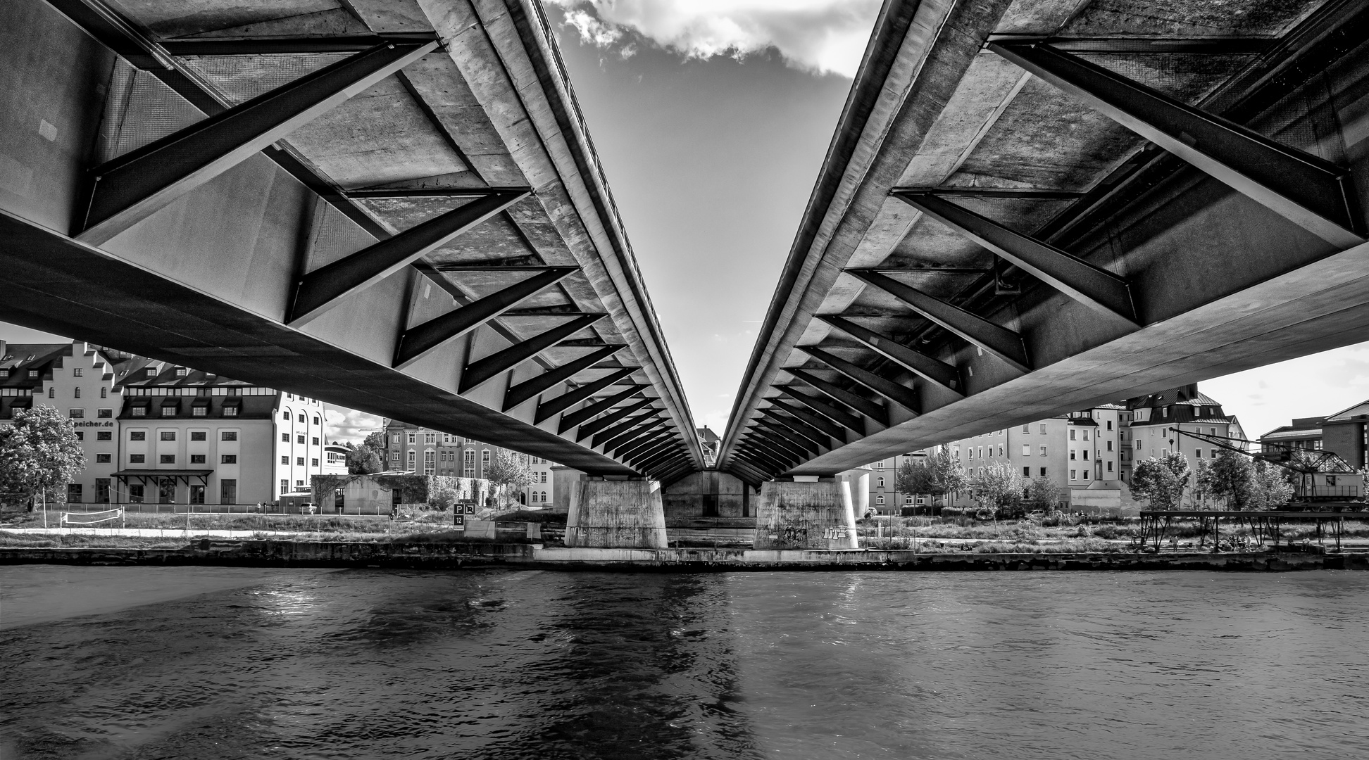 Nibelungenbrücke Regensburg