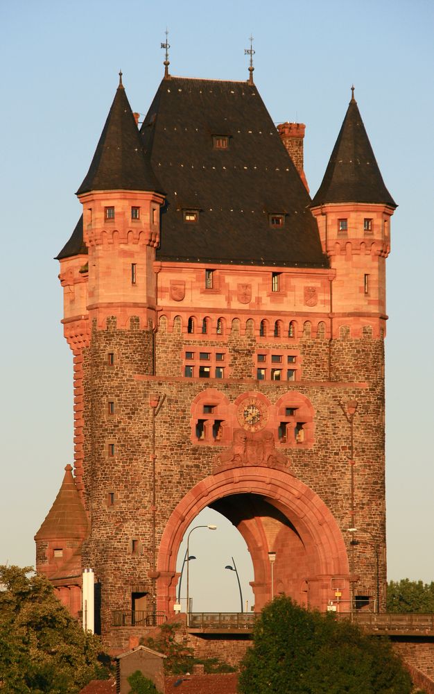 Nibelungenturm