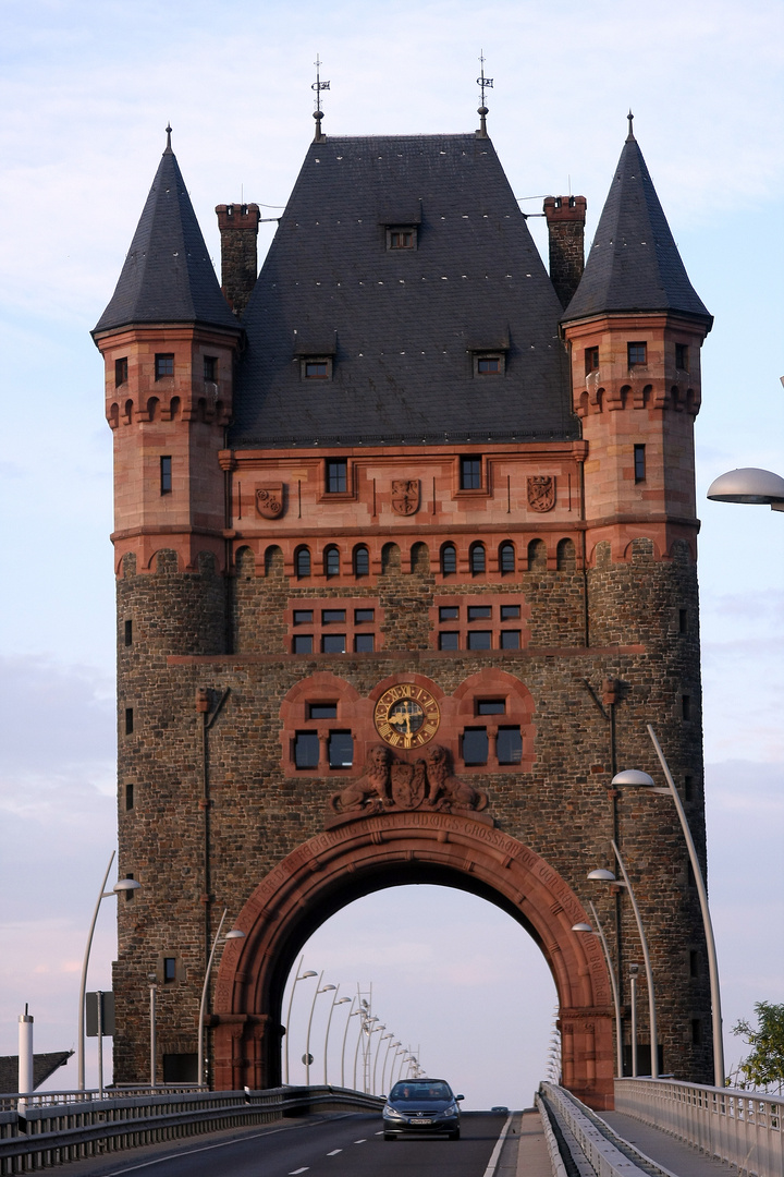 " Nibelungenturm zu Worms " Rhein-Fahrradtour 13