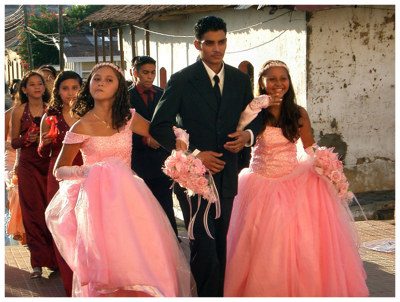 Nicaragua, Leon "Beauties going to church"