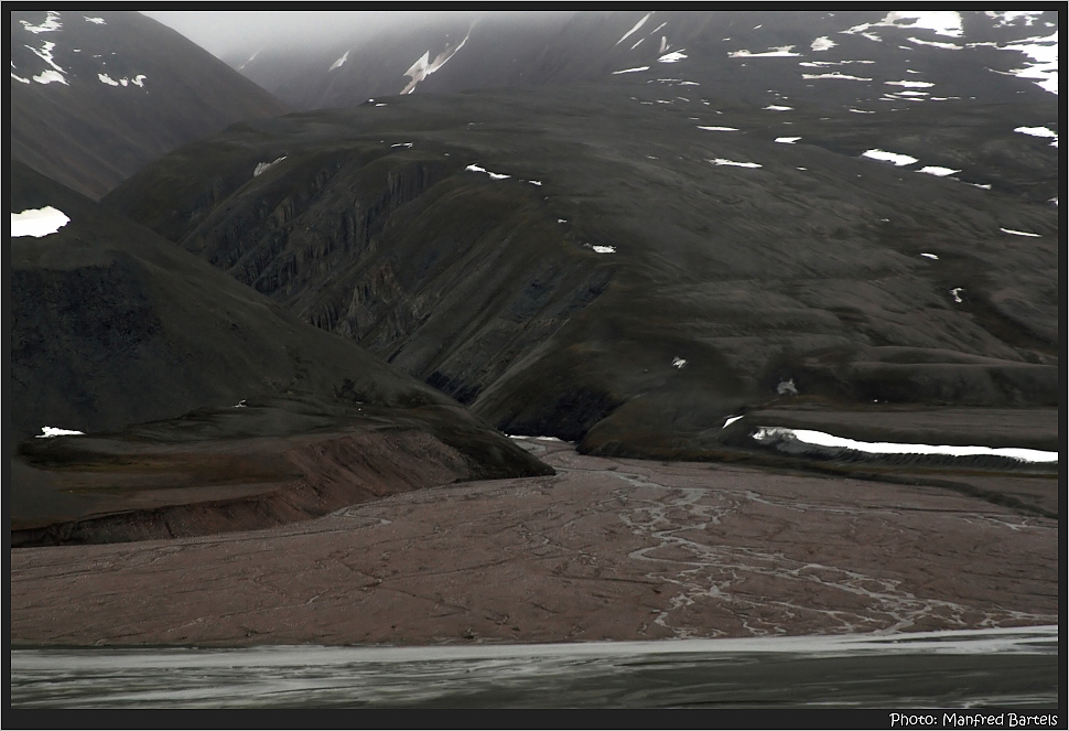 Nicht alle Gletscher kalben ins Meer...