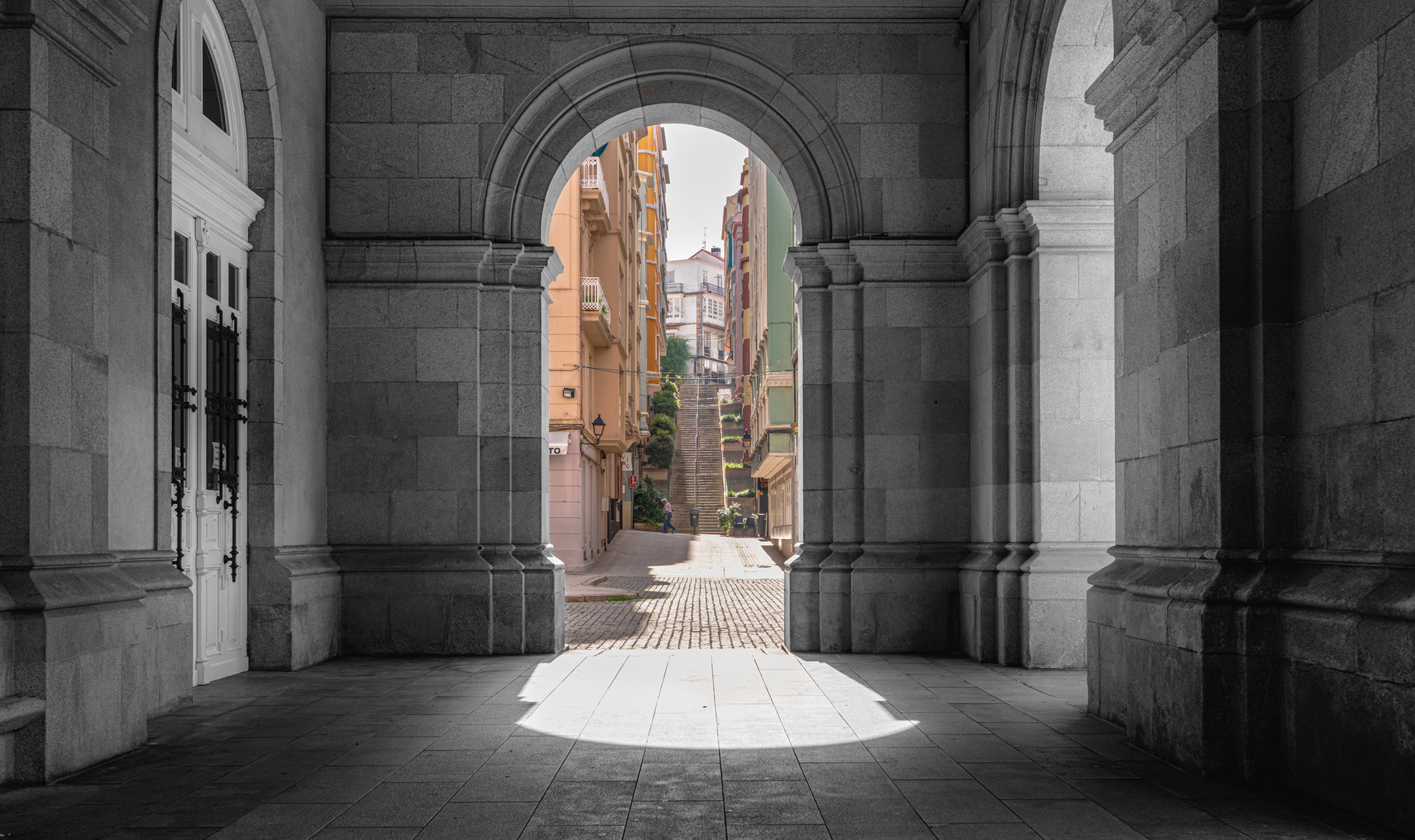 Nicht alles ist schwarz + weiß