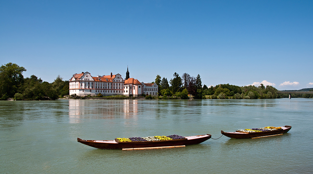 Nicht an der "Blauen Donau" sondern am Grünen.....bei .....???