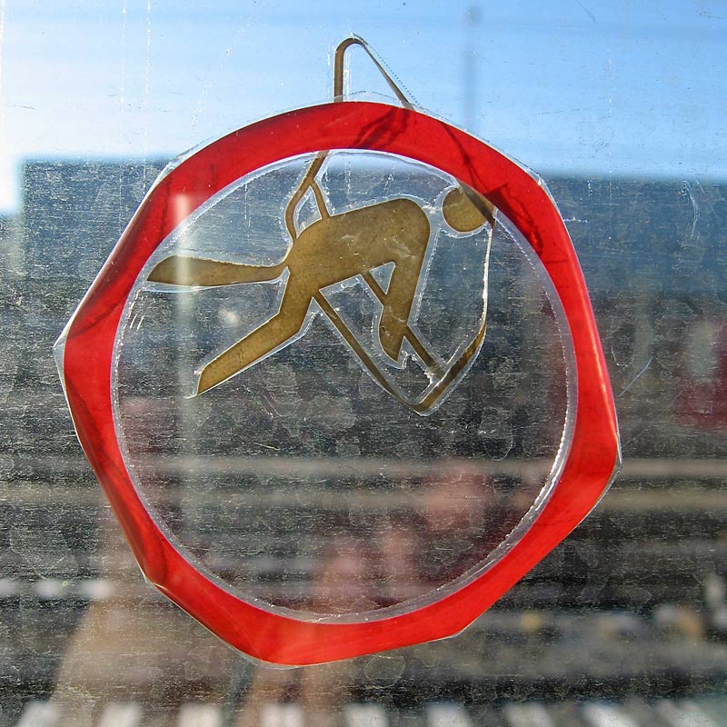 Nicht aus dem Fenster lehnen! Foto &amp; Bild quatsch, fun