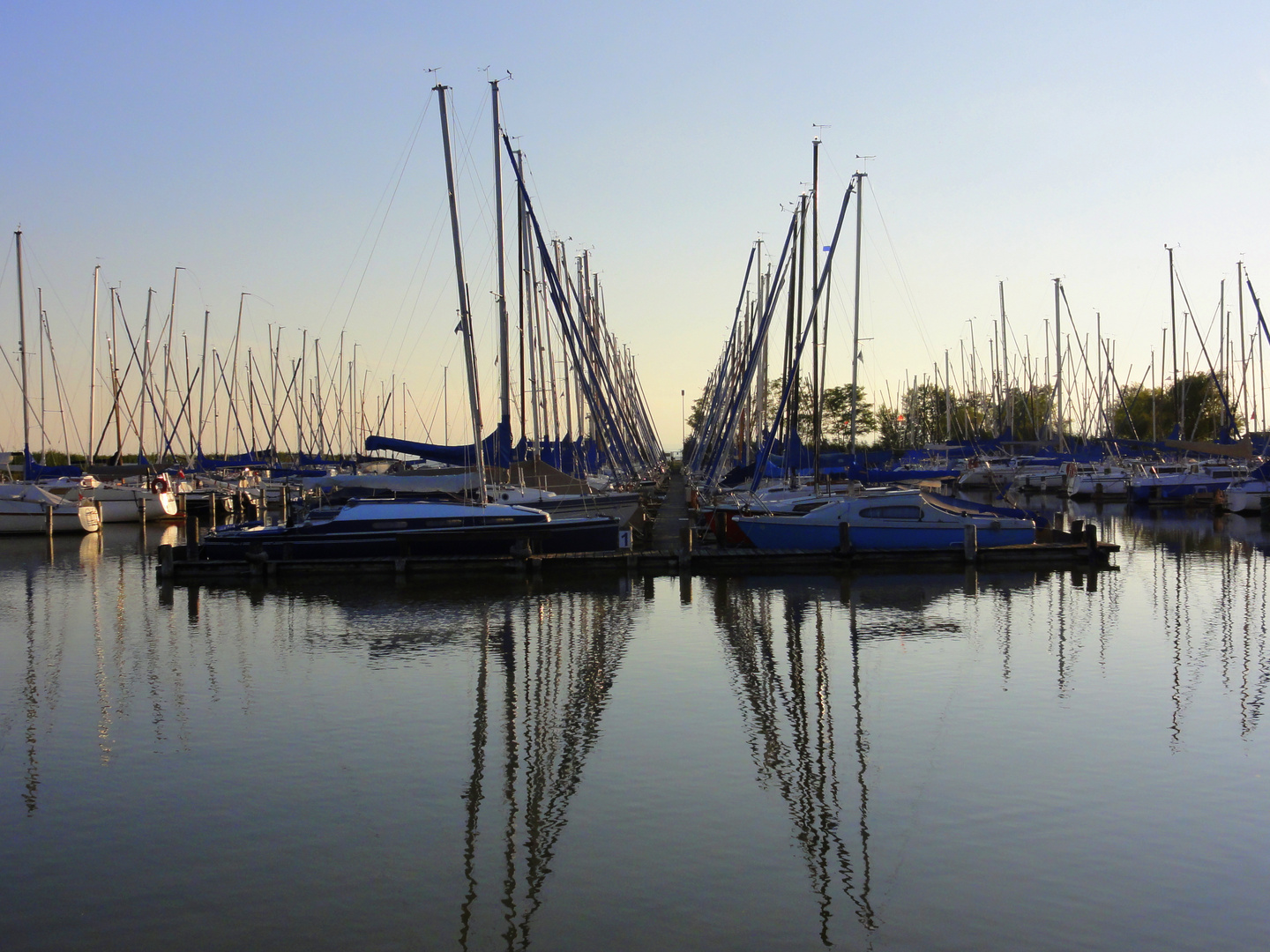 Nicht Kroatien - Weiden am See (Marina)