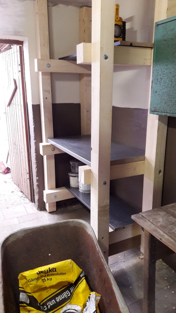 Nicht Von Ikea Foto Bild Tiere Federvieh Regal Bilder Auf Fotocommunity