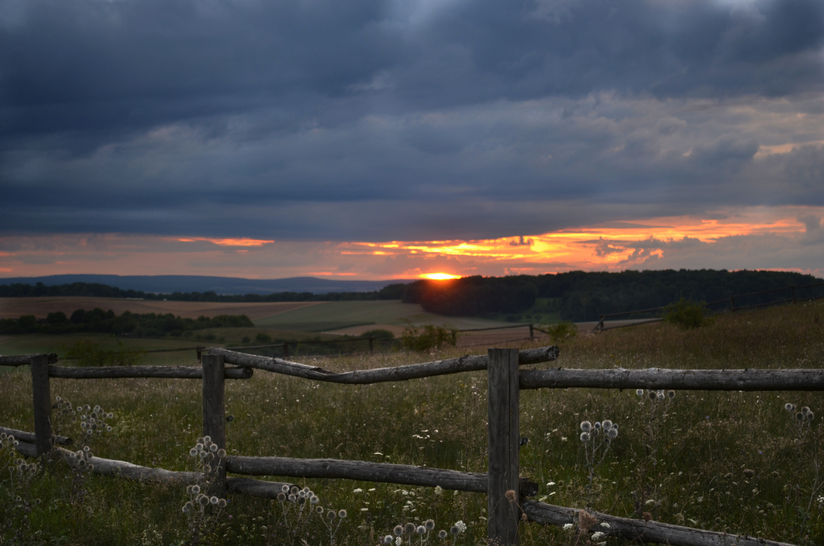 Nichts bleibt - nicht einmal das Licht am Horizont