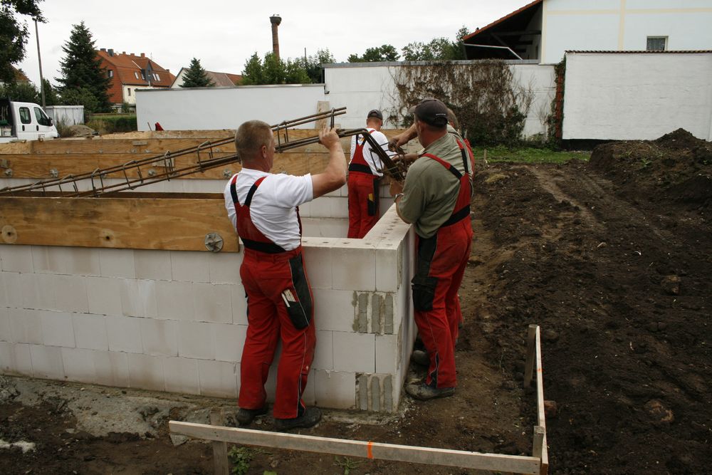 Nichts geht ohne beim Bau von Peter Windhövel 