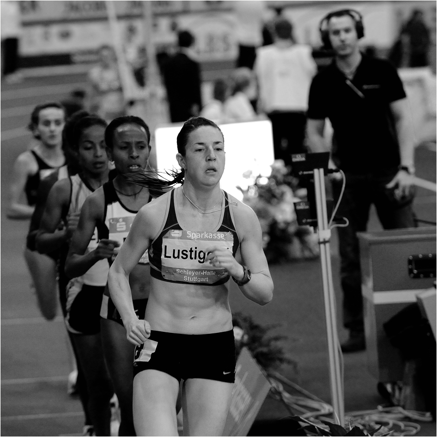 "nichts zu lachen" Sparkassen Cup 2010 M. Lustigová 3.000 Meter (aufgegeben)