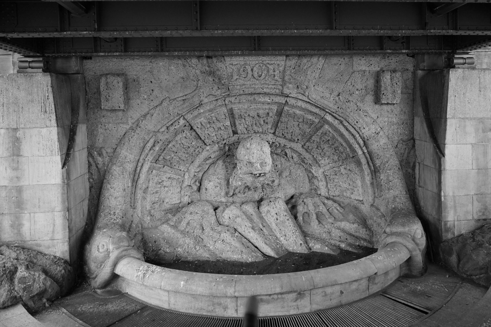 Nickelmann-Brunnen am Nollendorfplatz Berlin