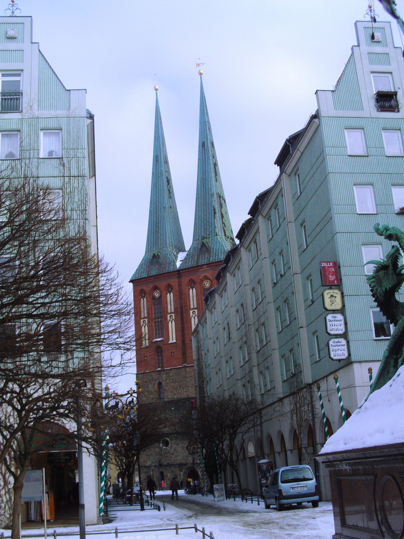 Nicolaikirche im Nicolaiviertel